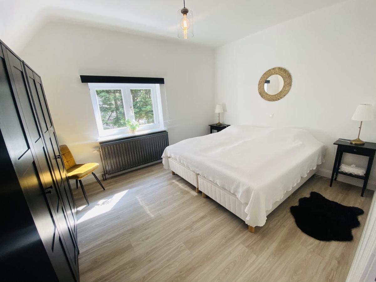 Apartment Lovely, Renovated Appartment, Near The Beach. *